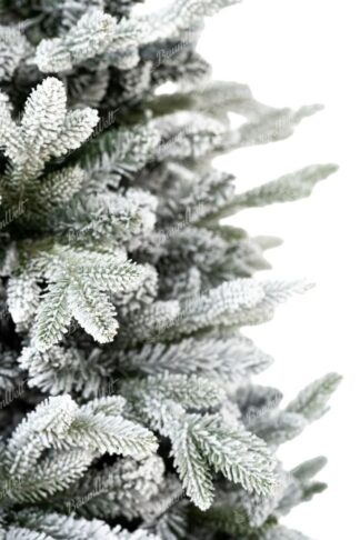 Künstlicher Weihnachtsbaum 3D Königsfichte. der Baum ist dick schneebedeckt.