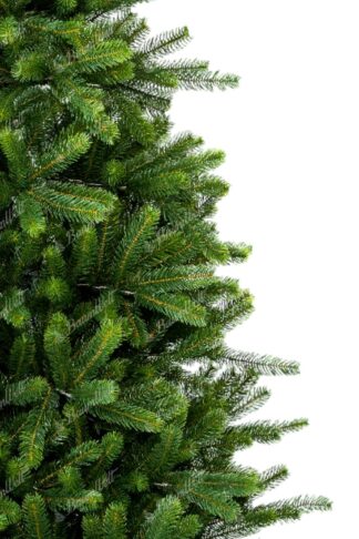 Künstlicher Weihnachtsbaum FULL 3D Finnische Fichte. Der Baum hat dicke grüne Zweige.