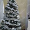 Künstlicher Weihnachtsbaum Silberfichte 180cm ist mit silbernen Verzierungen geschmückt