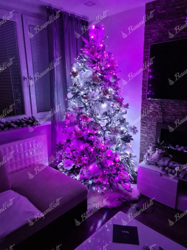 Bunte LED-Weihnachtsbeleuchtung Twinkly für den Weihnachtsbaum