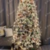 Künstlicher Weihnachtsbaum Weißkiefer Schmal 195cm Verschneiter Weihnachtsbaum mit rosa und weißen Verzierungen Weihnachtsdekorationen