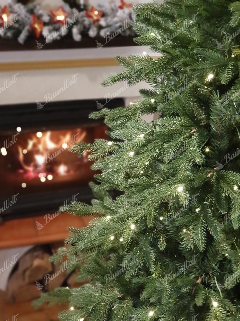 Künstlicher Weihnachtsbaum 3D Bergfichte mit LED-Beleuchtung