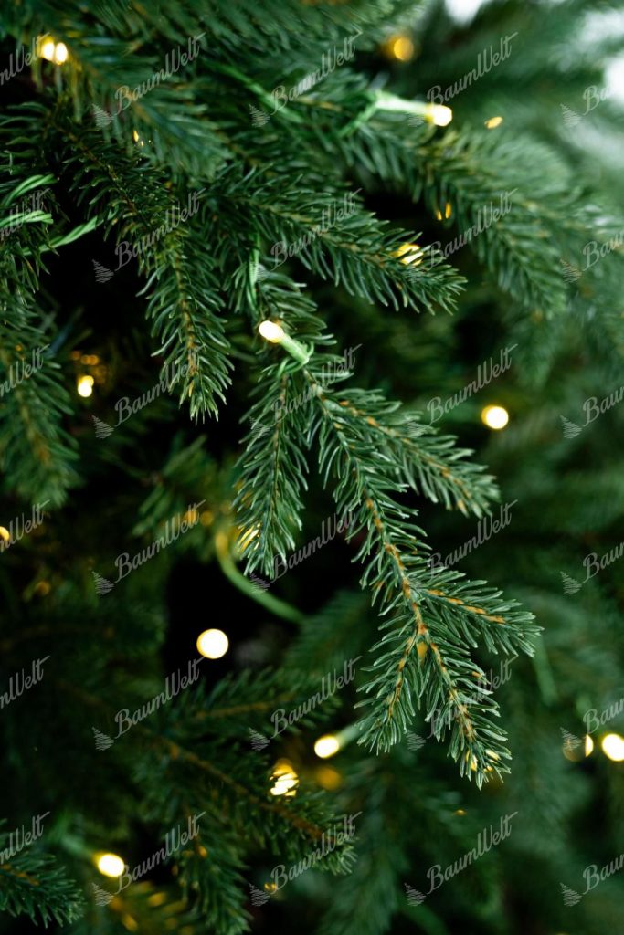 Kűnstlicher weihnachtsbaum 3D Bergfichte mit LED Beleuchtung