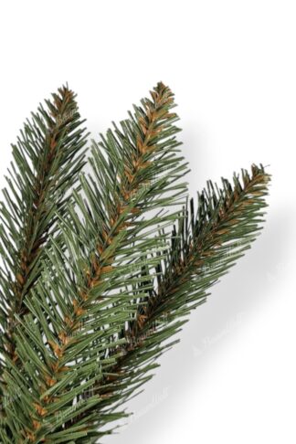 Künstlicher Weihnachtsbaum Nordische Fichte schlank, hat natürlich grüne Nadeln