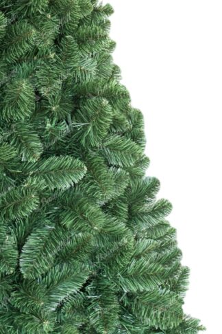 Künstlicher Weihnachtsbaum Natürliche Kiefer. Der Baum hat dicke grüne Nadeln.
