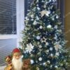 Künstlicher geschmückter Weihnachtsbaum 3D Tanne mit Kunstschnee 240cm grüner Weihnachtsbaum mit schneebedeckten Zweigenden und weißem Weihnachtsschmuck und LED-Beleuchtung