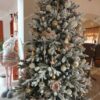 Künstlicher geschmückter Weihnachtsbaum 3D Königsfichte 210cm verschneiter Weihnachtsbaum mit weiß-goldenem und rosa Weihnachtsschmuck
