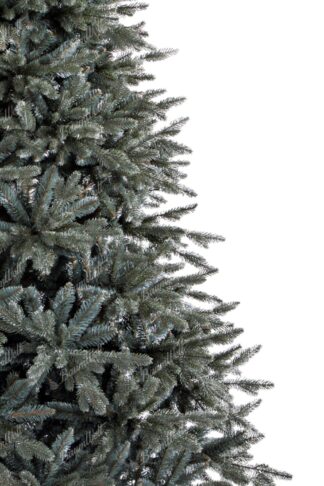 Künstlicher Weihnachtsbaum 3D Eisfichte. Der Baum hat dichte silbergrüne Nadeln.