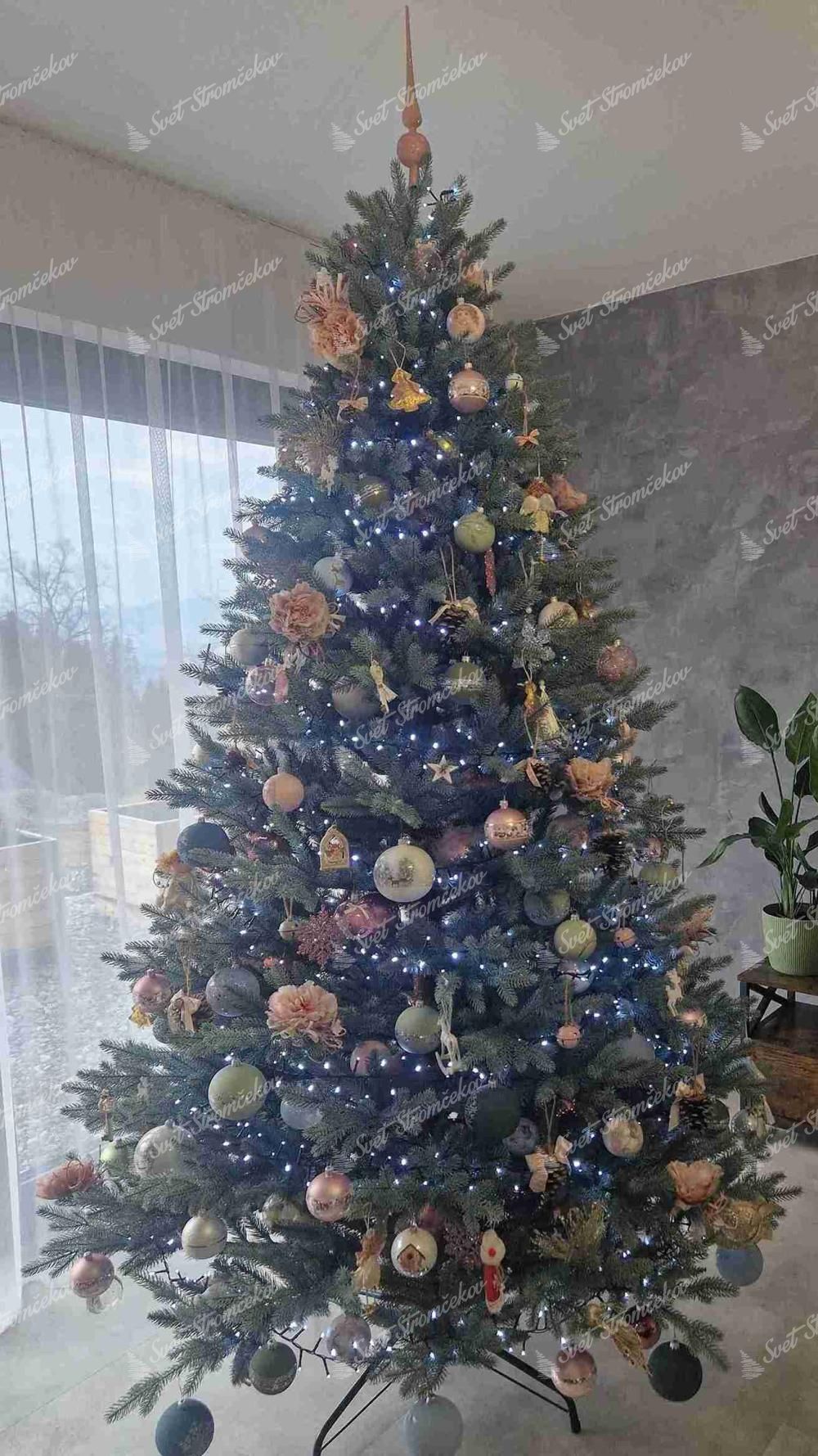 Künstlicher Weihnachtsbaum 3D Eisfichte 240cm