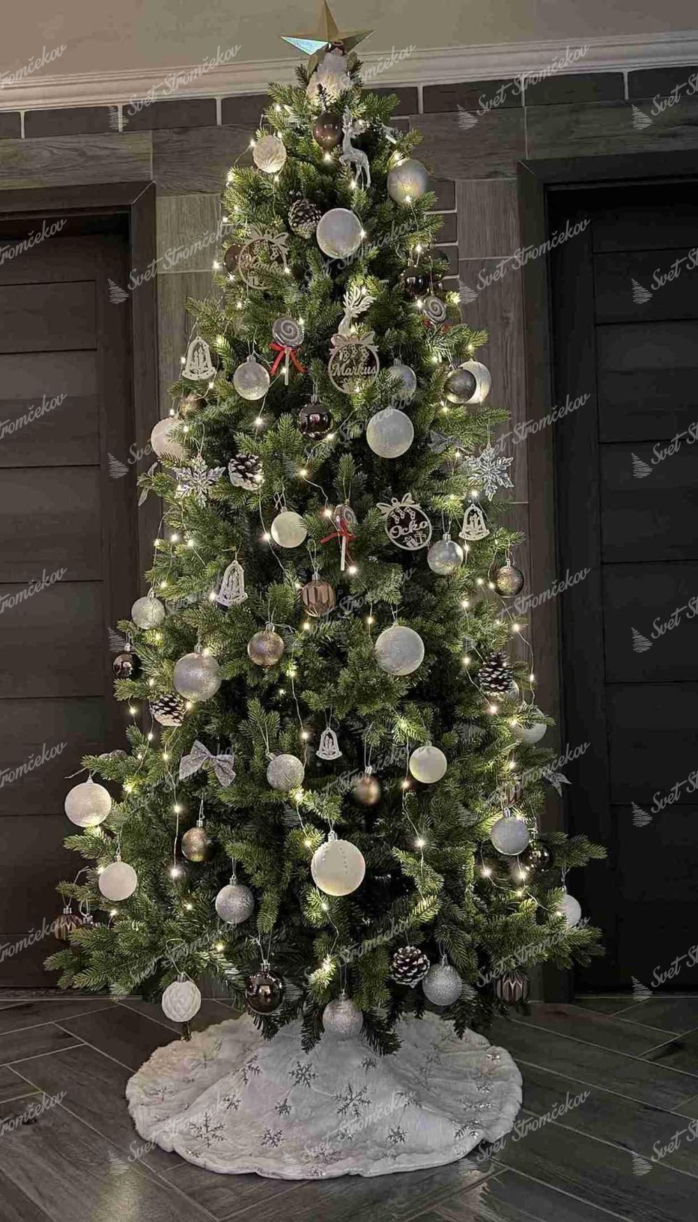 Künstlicher Weihnachtsbaum 3D Italienische Fichte schmal 210cm