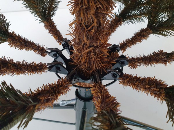 Schirm-Aufklappsystem Snap Tree eines künstlichen Weihnachtsbaums