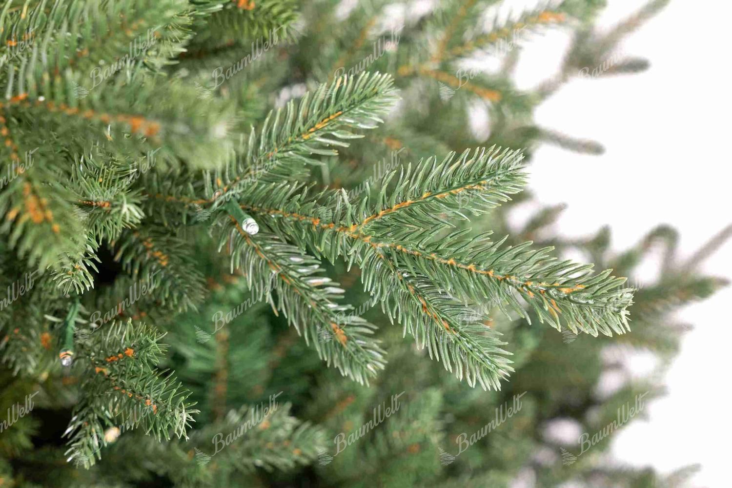 Künstlicher Weihnachtsbaum 3D Estnische Fichte 210cm